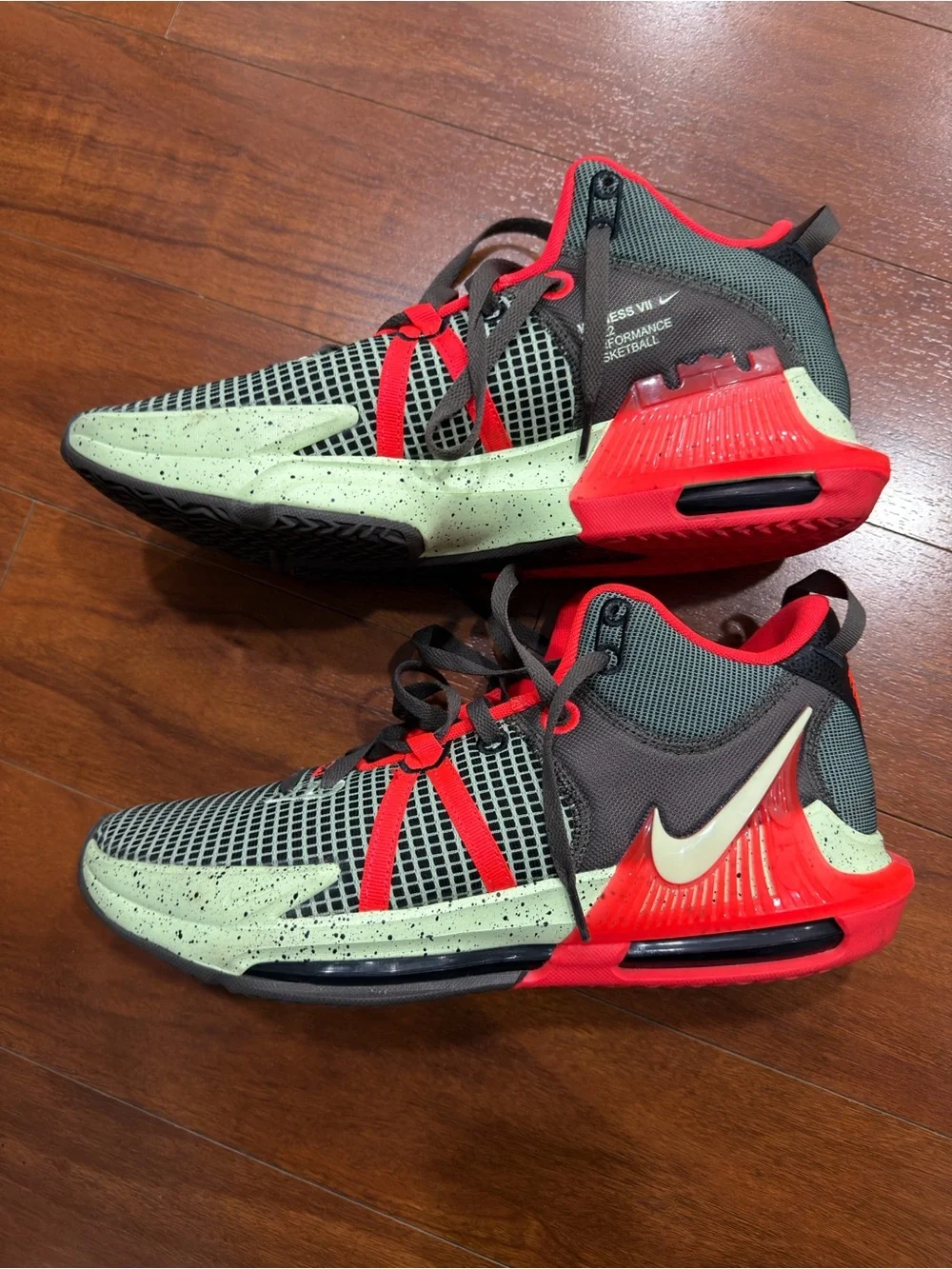 Nike lebron witness